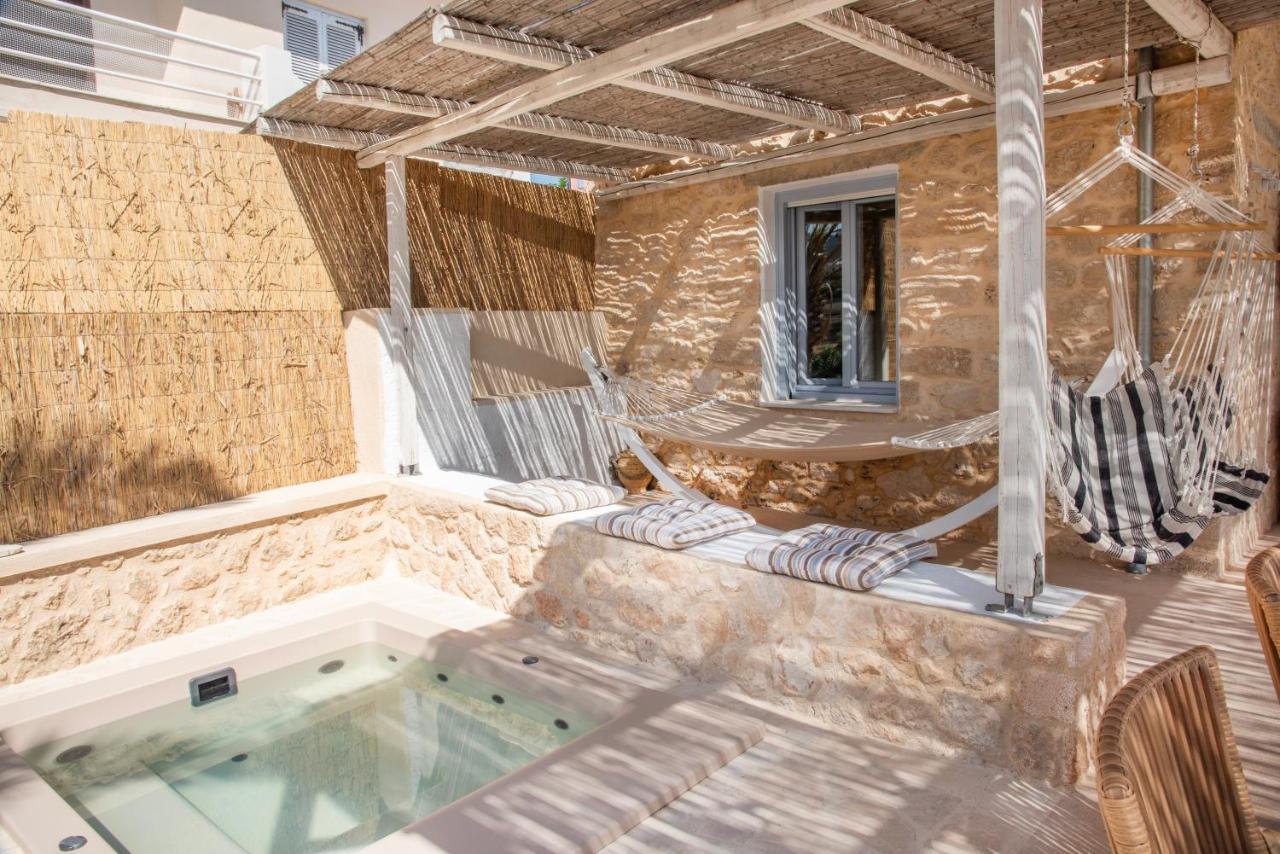 Terra E Sole Spa Suite Aegina Vathí Exterior foto